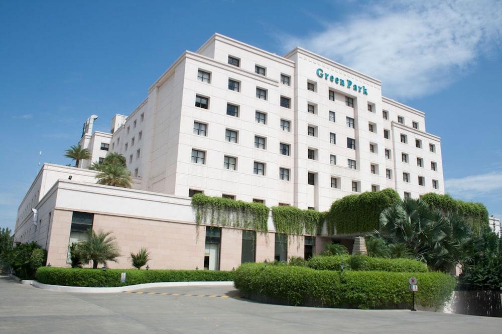Greenpark Csennai Kültér fotó Green Park Hospital