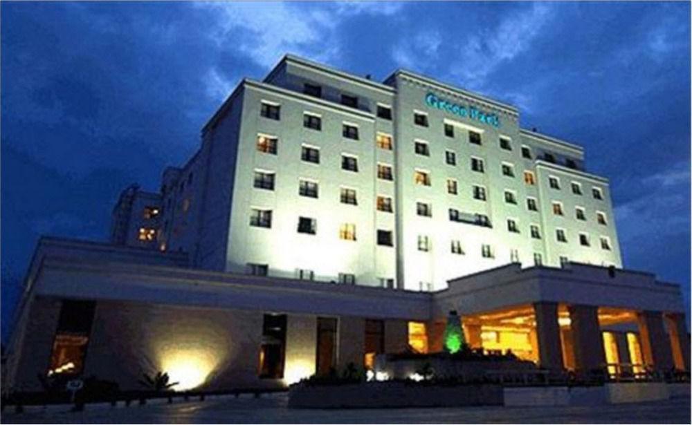 Greenpark Csennai Kültér fotó Green Tree Inn
