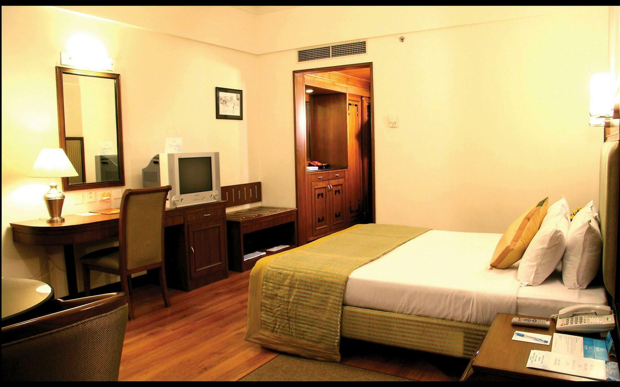 Greenpark Csennai Szoba fotó A room at the Taj Bengal