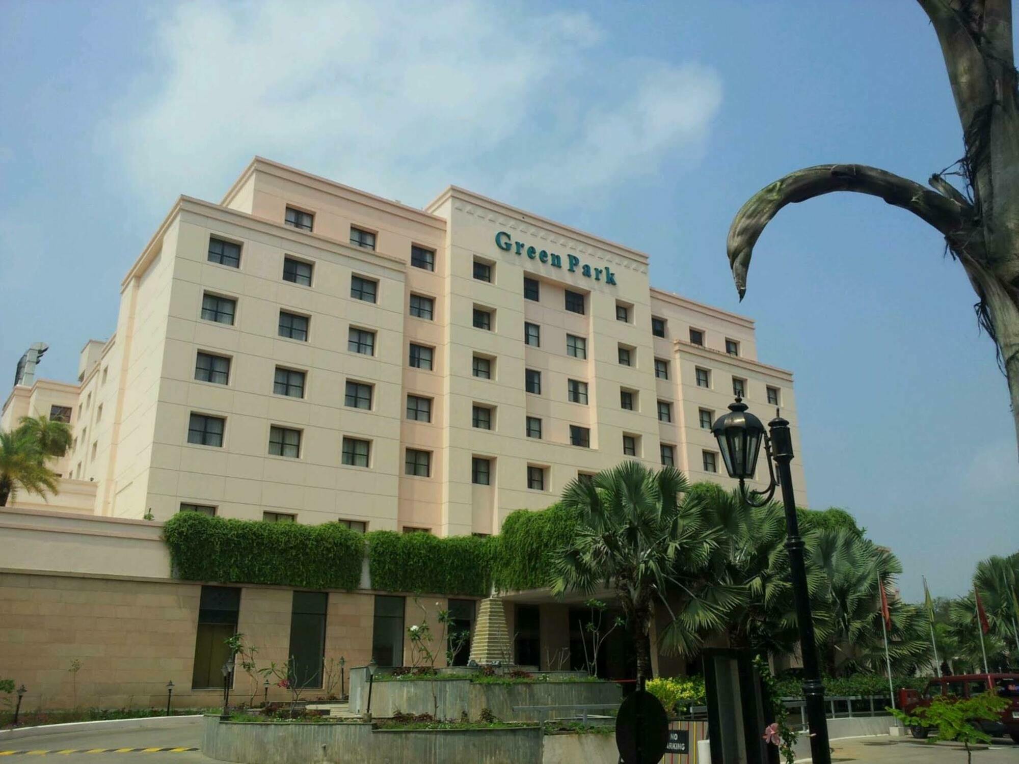 Greenpark Csennai Kültér fotó Green Park Hotel